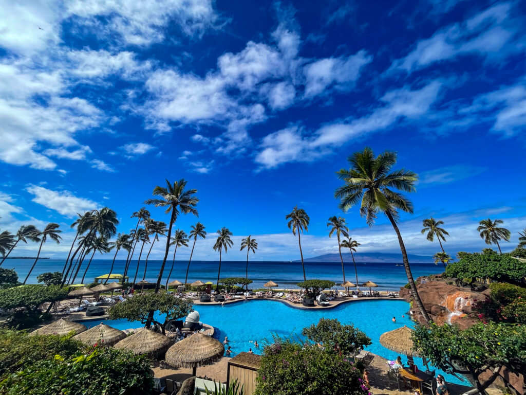 Large hotel pool near the ocean in Hawaii