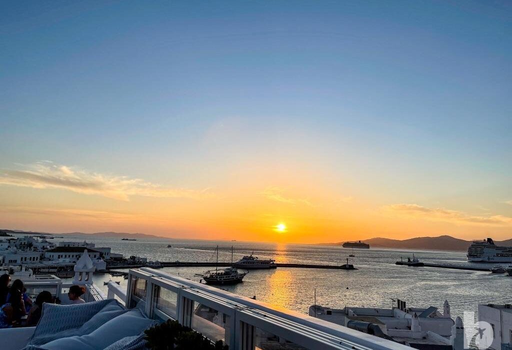 From Beachside Bliss to Rooftop Sunsets: Mykonos’ Vibrant Charms Unveiled