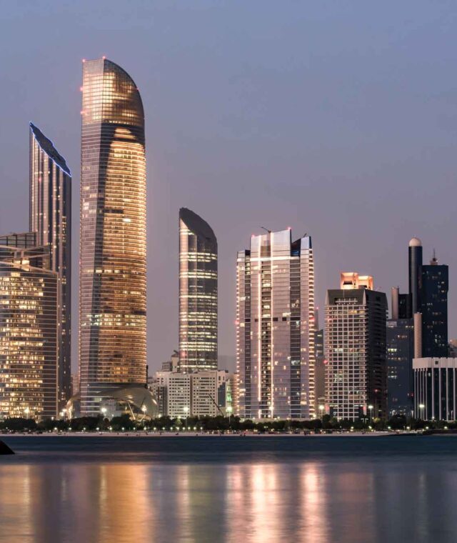 🌟 Fly First Class from Toronto to Abu Dhabi with Etihad for 200k Miles!