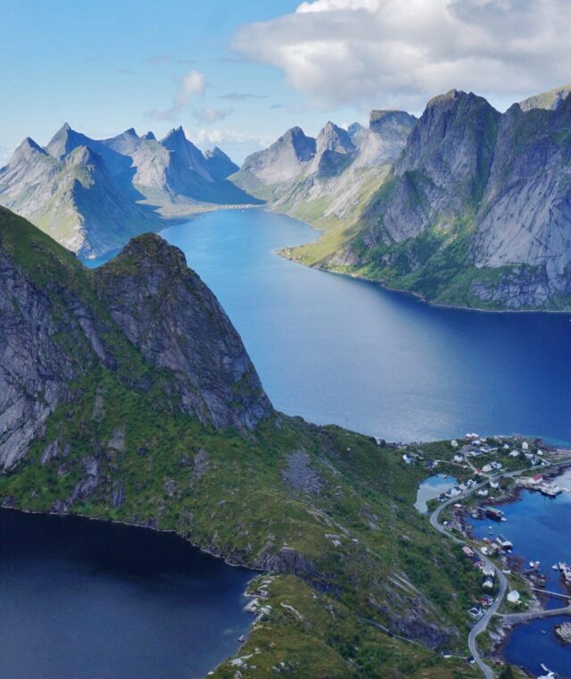 Fly Finnair Business Class to Northern Europe from 63K Points (Fall 2026)